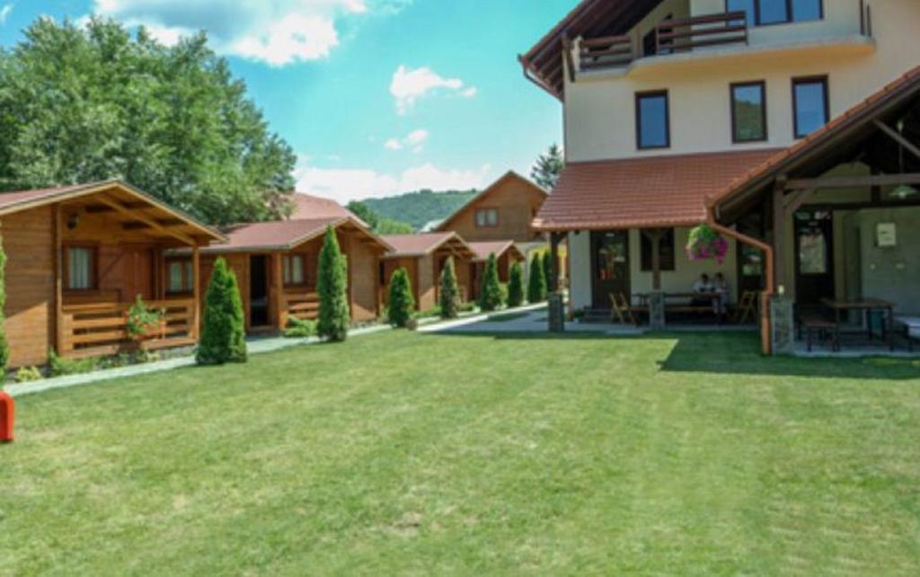 Csatari Pensiune Praid Pokoj fotografie